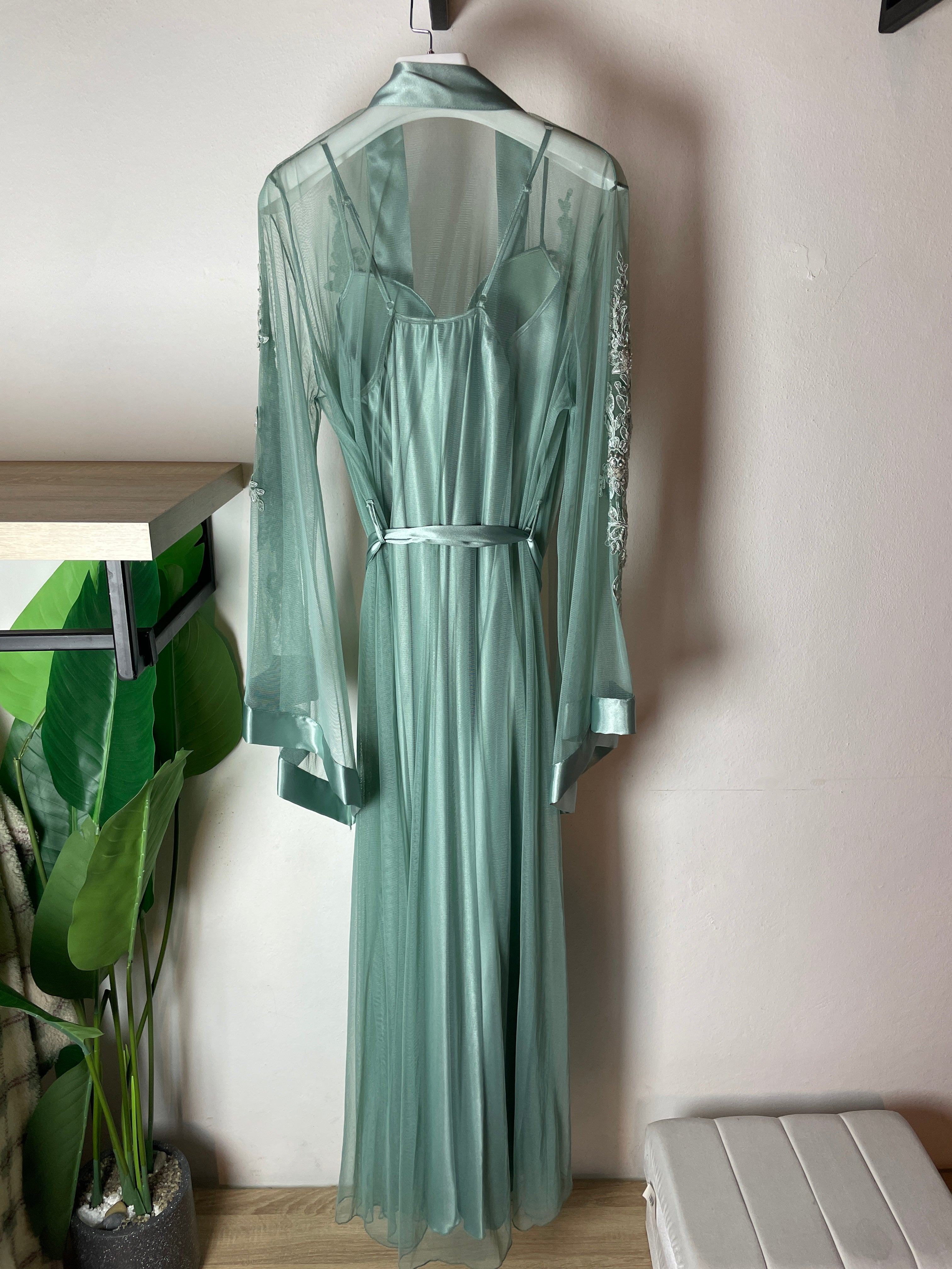 Luxurious Long Dress & Robe Set with Sleeve Delicate Embroidered & Satin Details S372