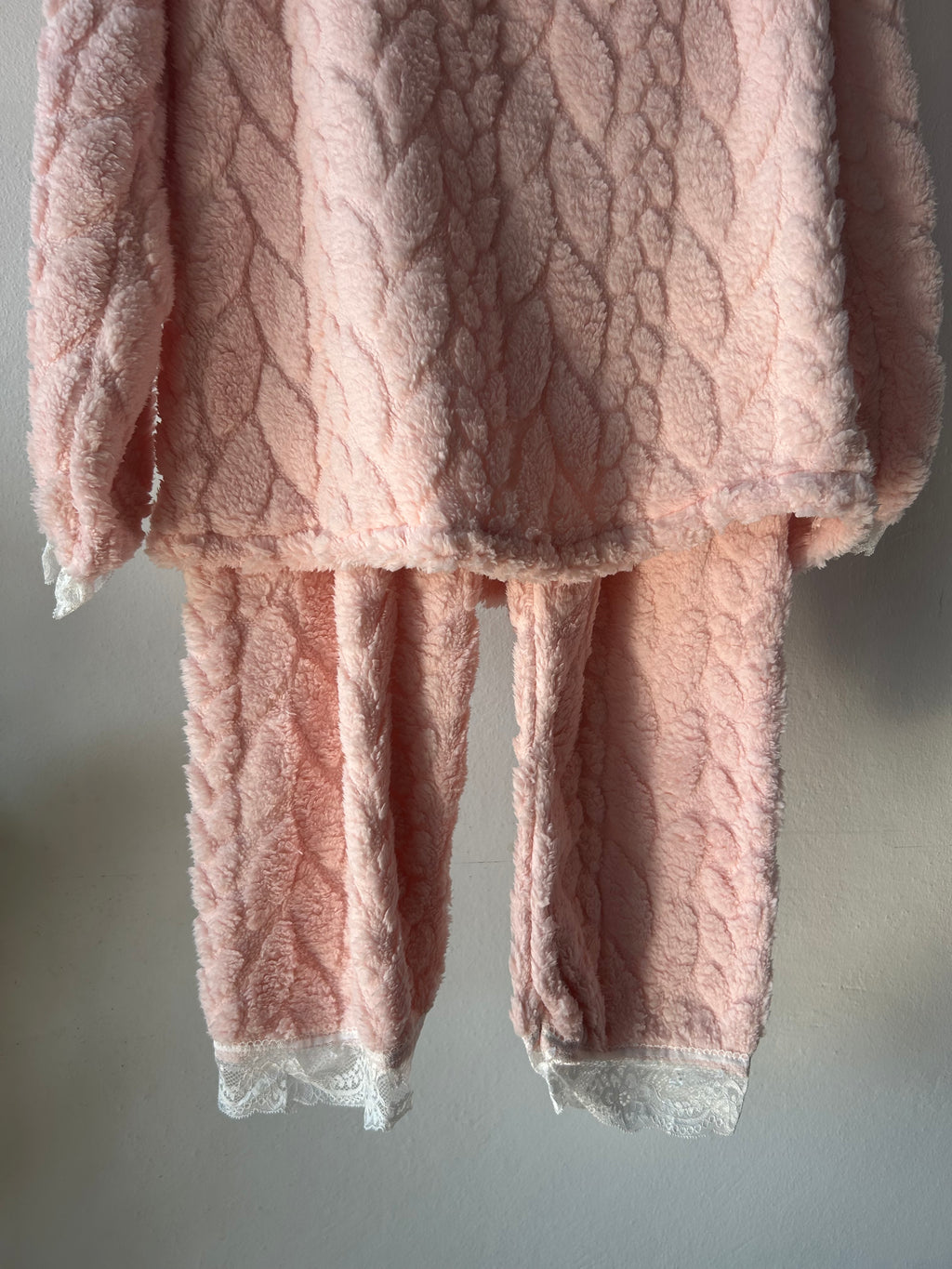 🎀 Princess Sculpted Bust Winter pajamas with Lace Detail S362