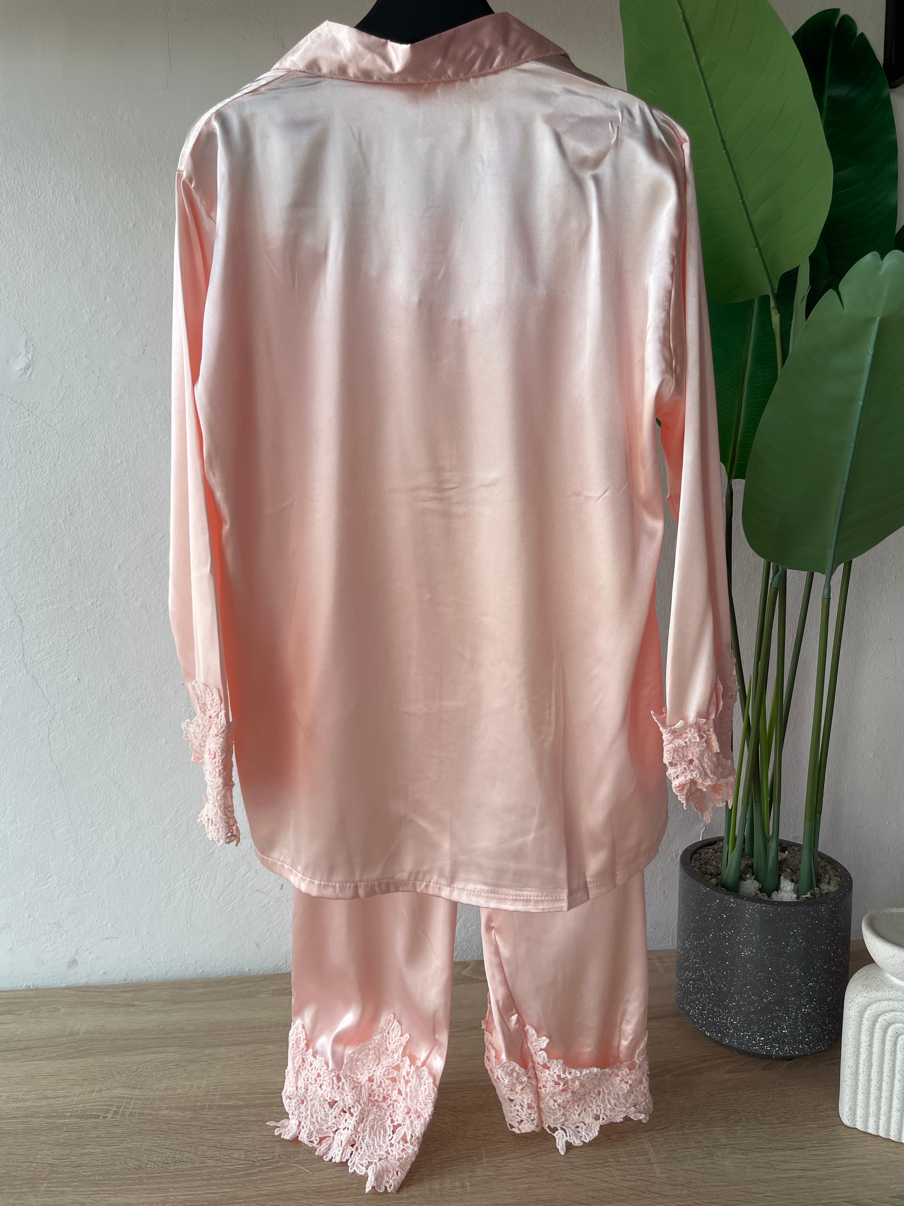 Embroidery End PJ