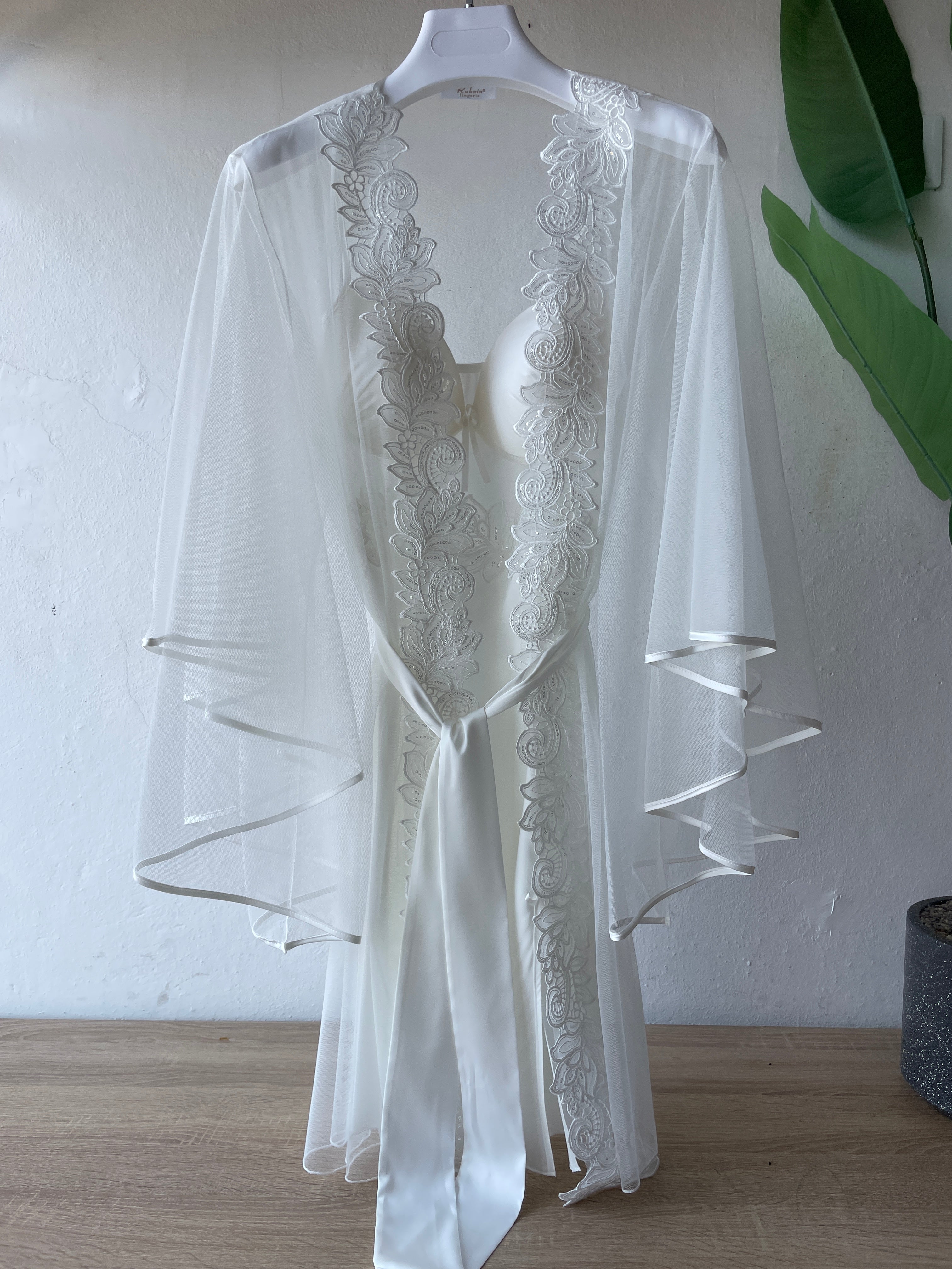 Short Luxurious Leave Embroidered Set