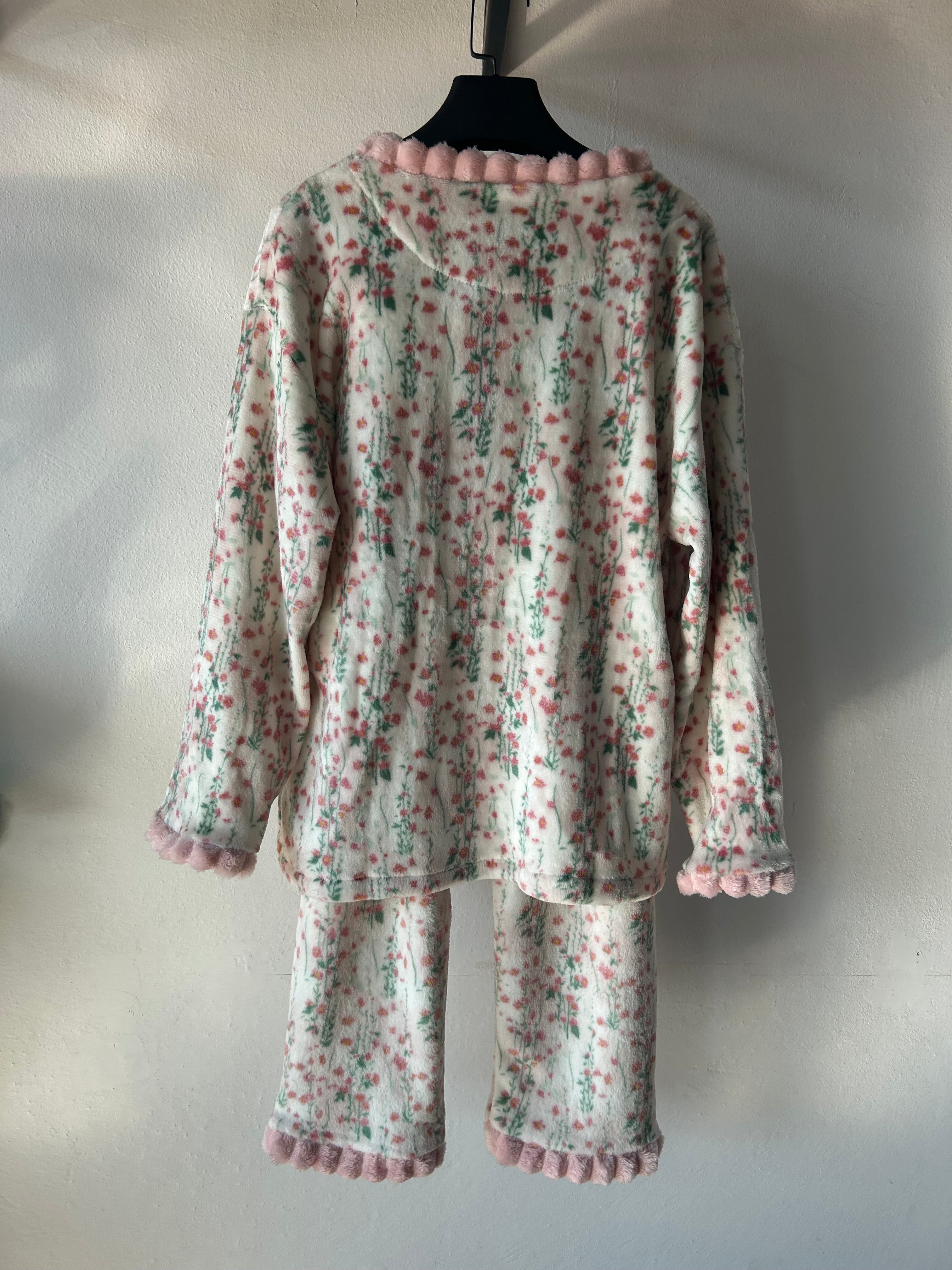 🌧️Winter fleece-lined retro floral pajamas warm cute Girl Homewear🎀S588