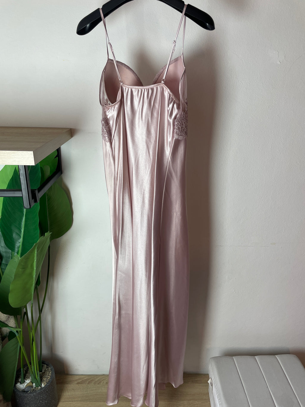 Pink Dress & Robe Set with Delicate Embroidered Details S525