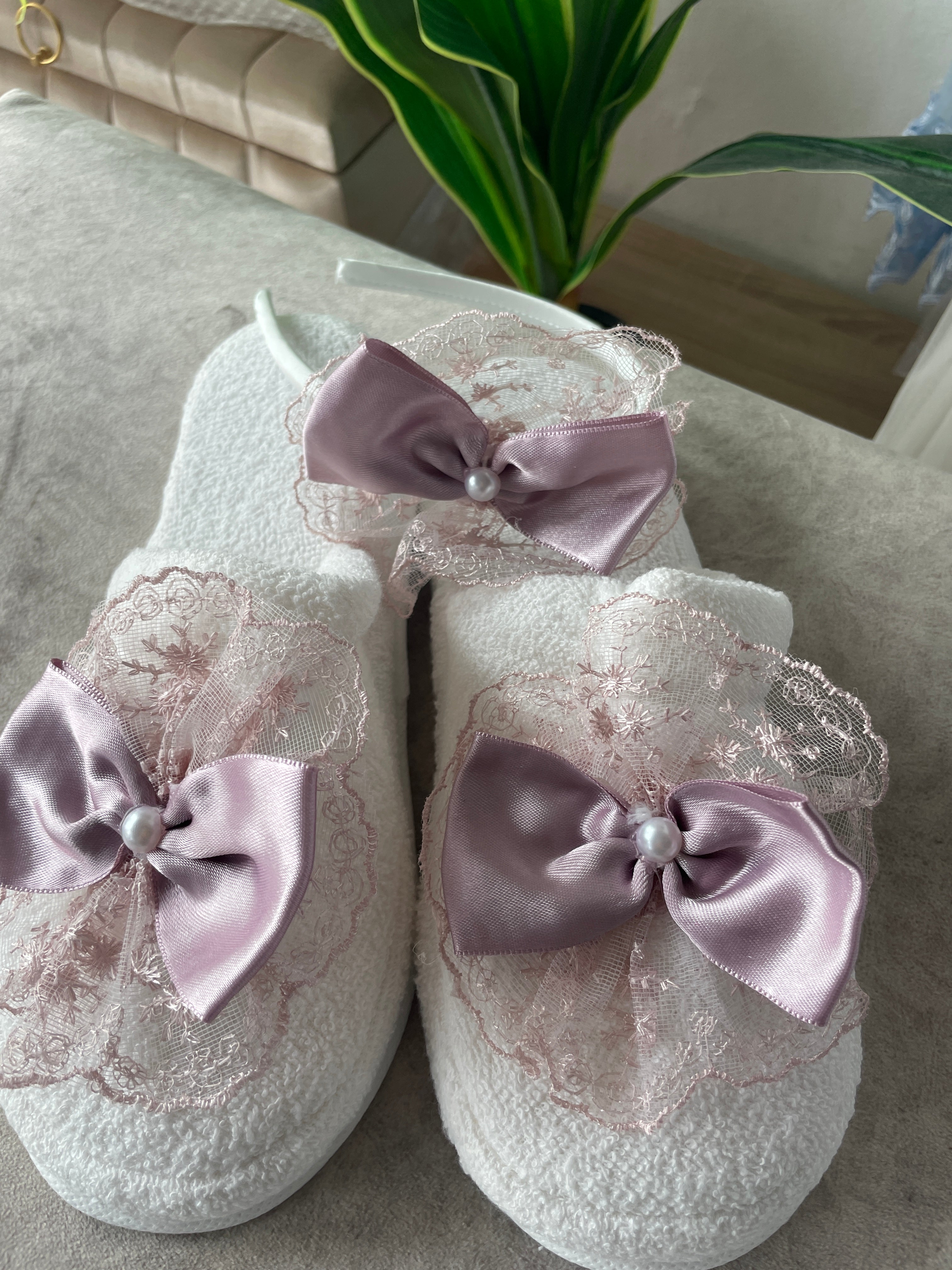 Fluffy Pantouf Set with Headband