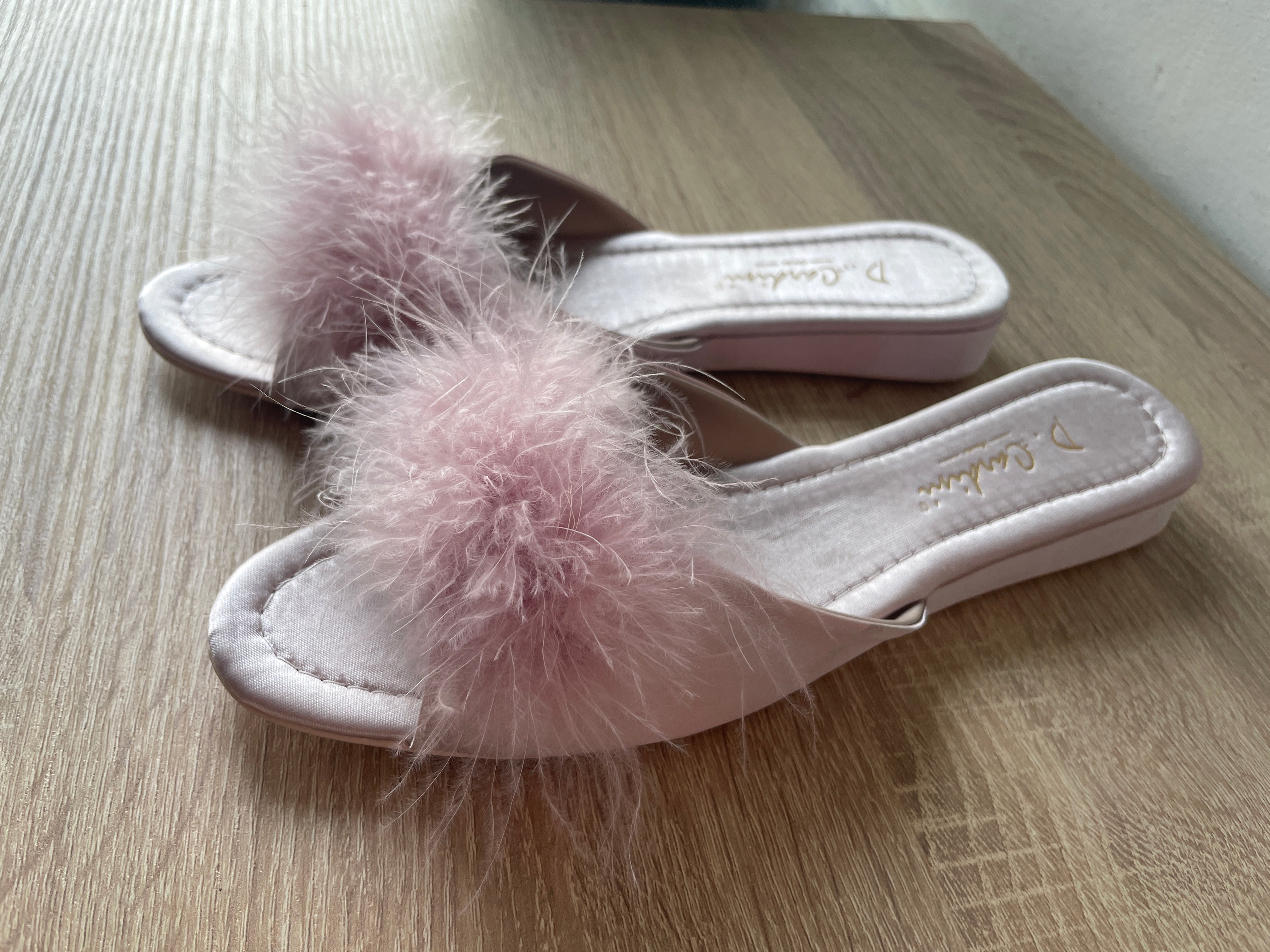 Feather Low Heel Mule