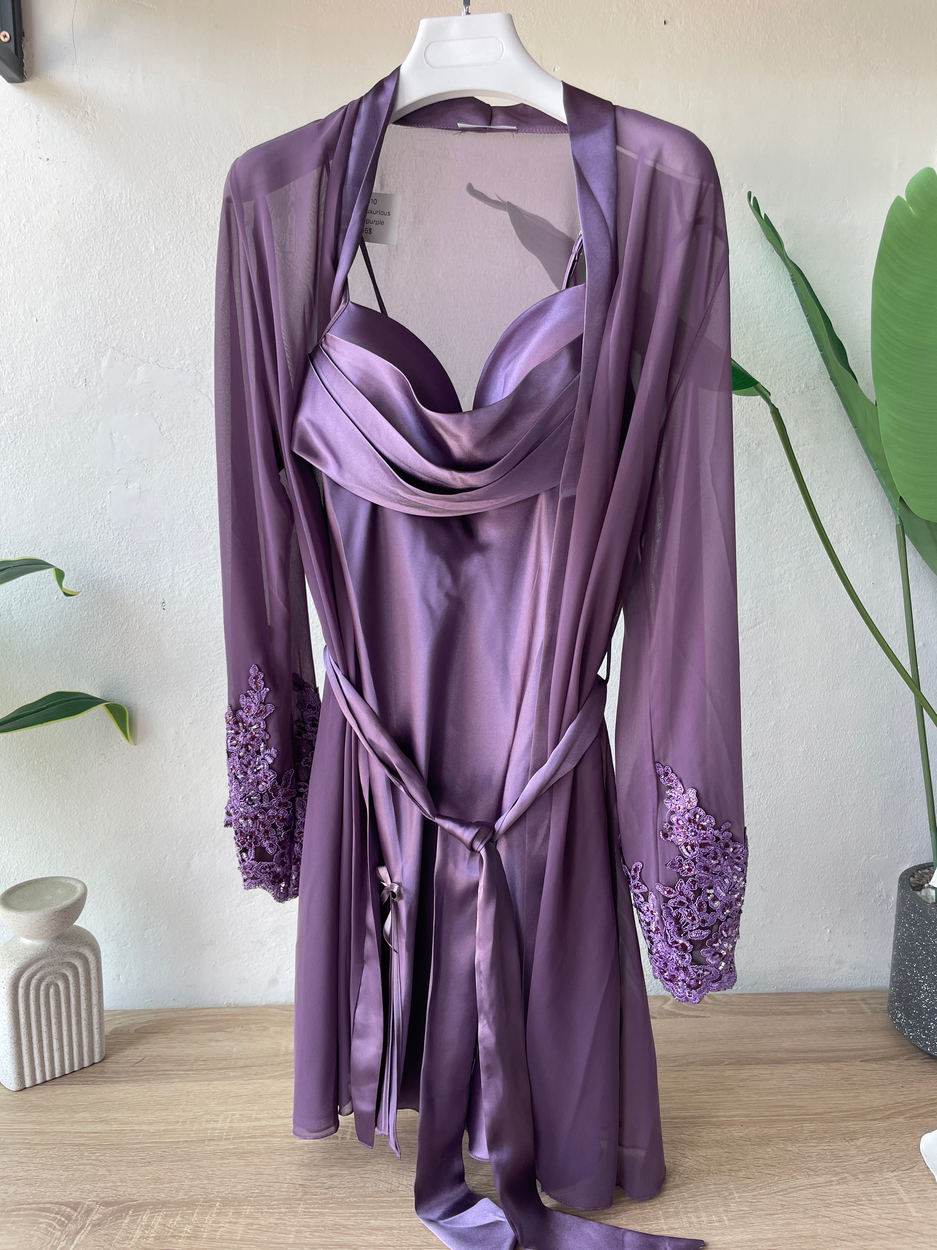 Short Bridal Luxurious Dress & Robe Set with Chest Satin design & Sleeves Embroidered Details S410