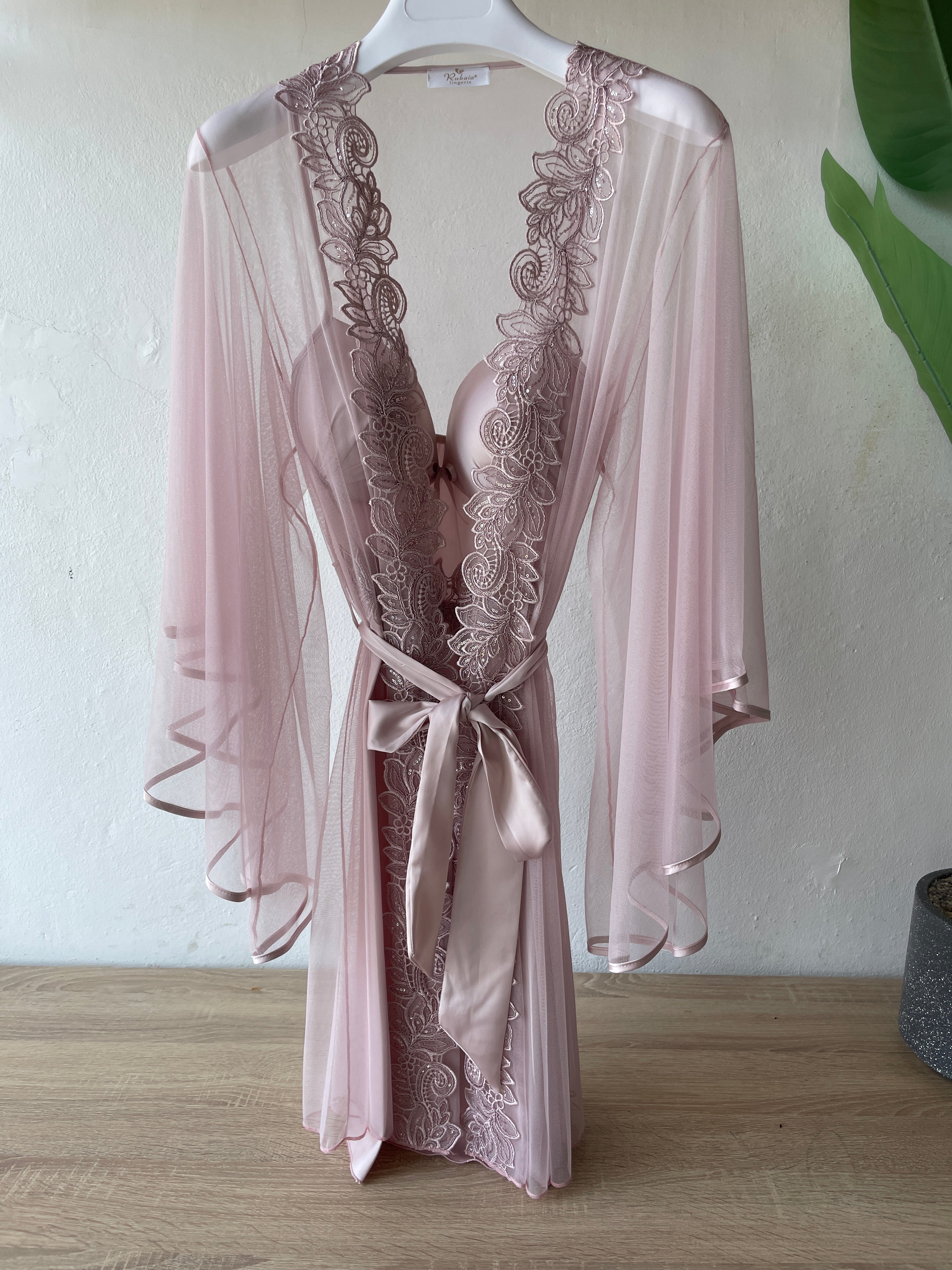 Short Luxurious Leave Embroidered Set