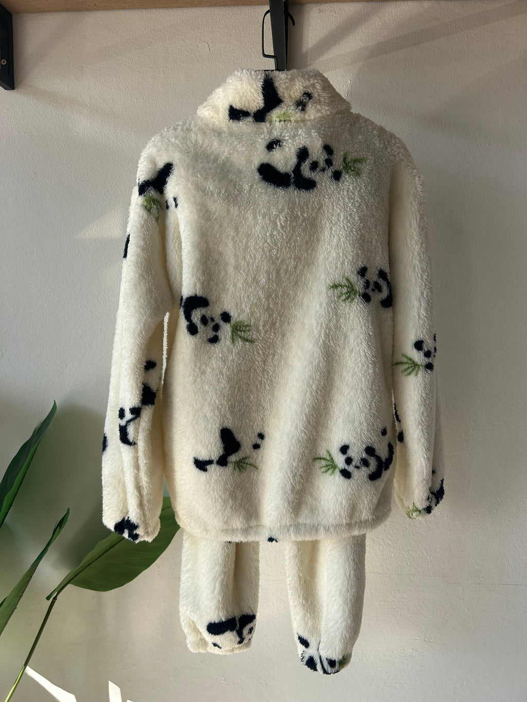 🐼 Panda Zipper Elegant White Flannel PJ S357