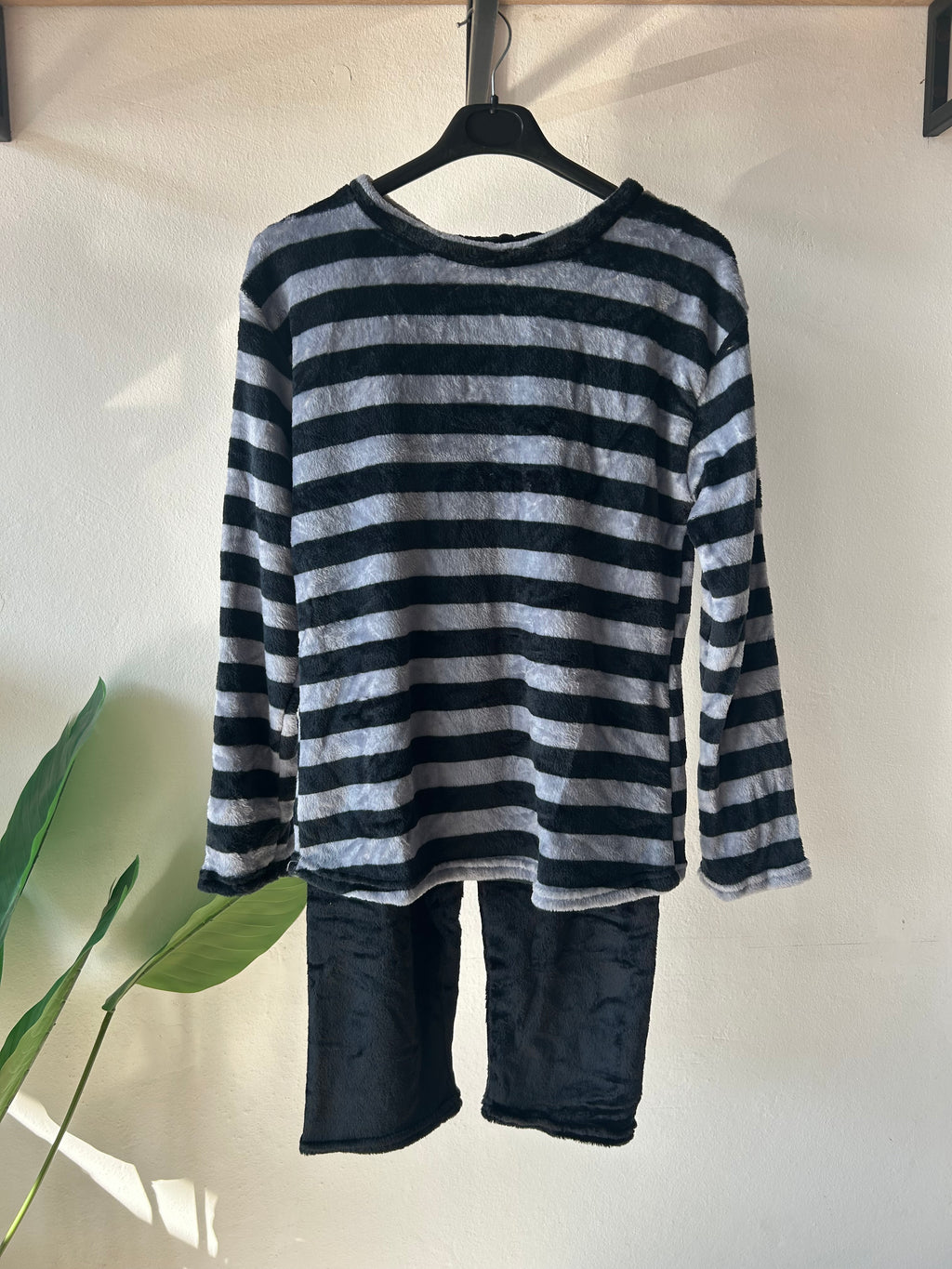 Black striped grey sleepwear winter Pajamas S324