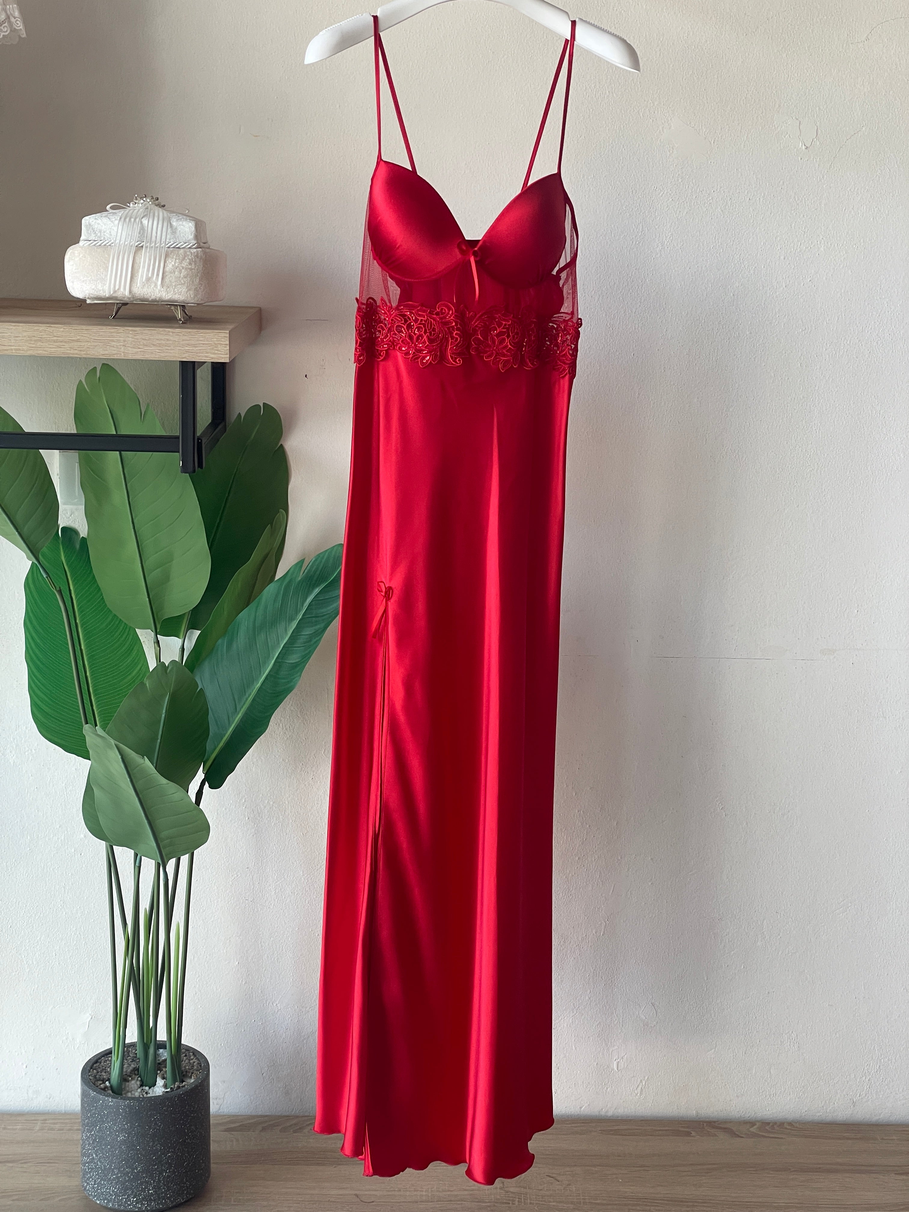 Long Luxurious Leave Embroidered Set