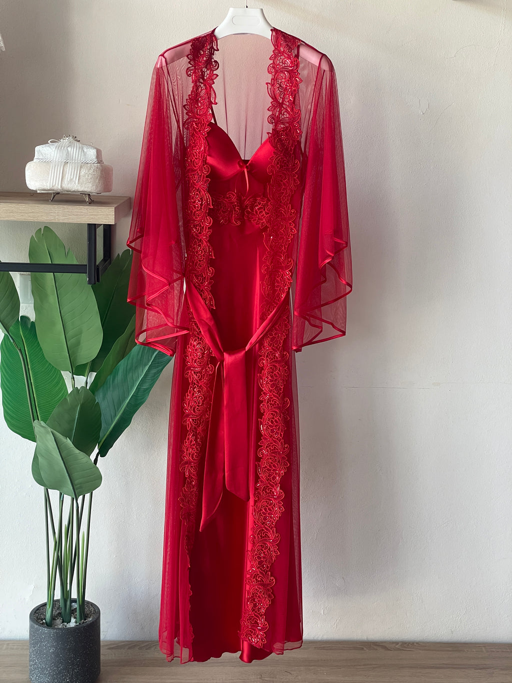 Long Luxurious Leave Embroidered Set