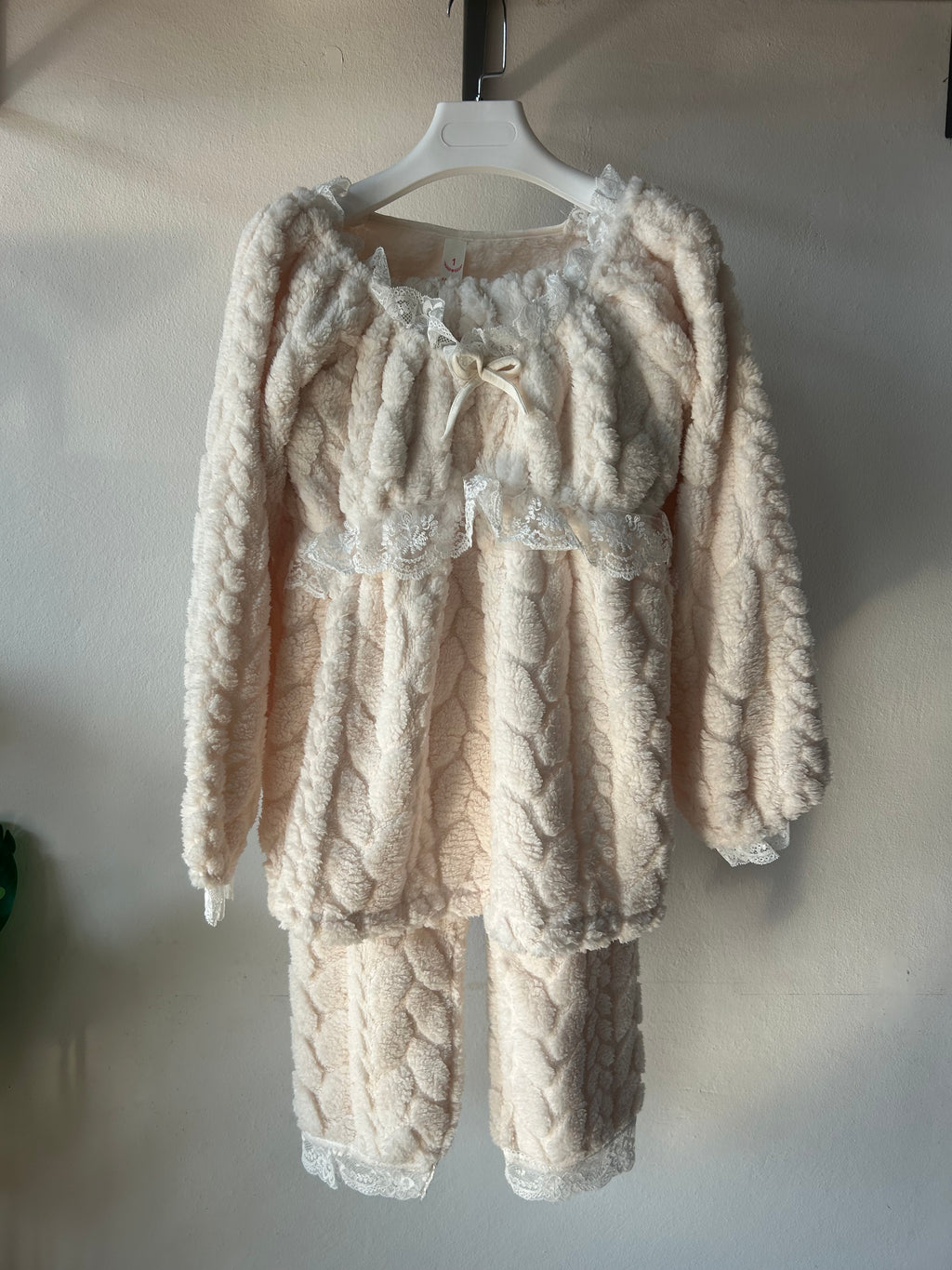 🎀 Princess Sculpted Bust Winter pajamas with Lace Detail S362