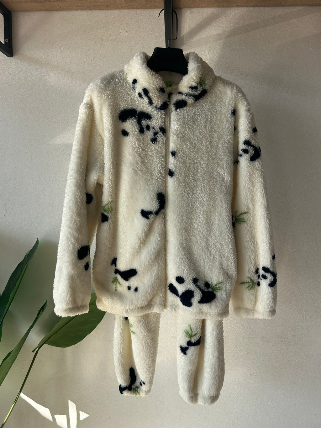 🐼 Panda Zipper Elegant White Flannel PJ S357